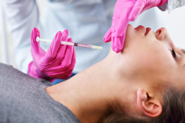 Aesthetic Complications & Emergency Management